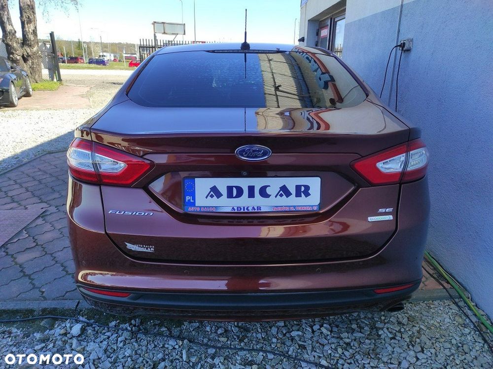 Ford Fusion - 5