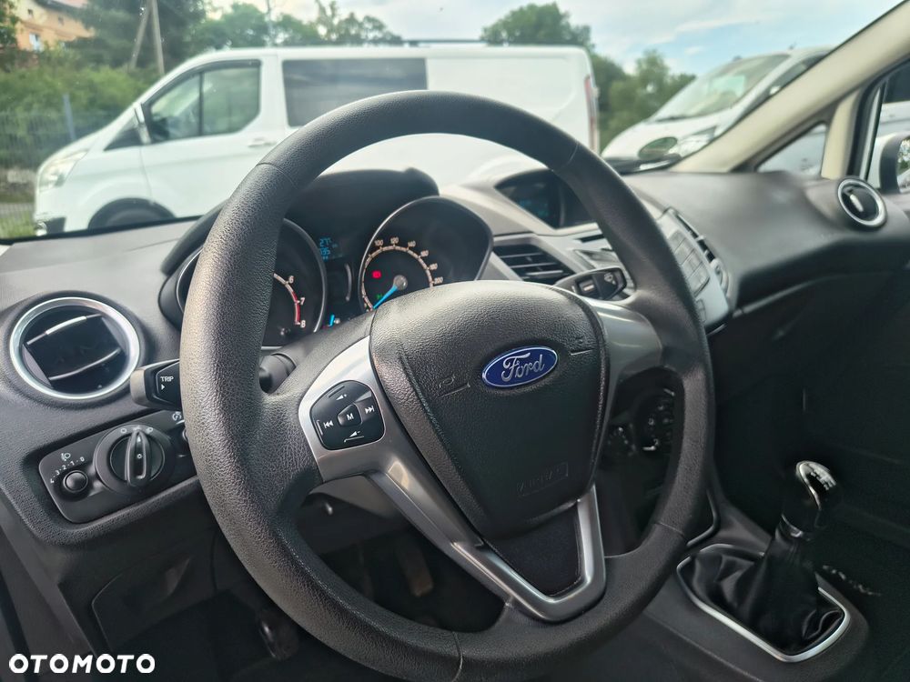 Ford Fiesta 1.25 Celebration - 22