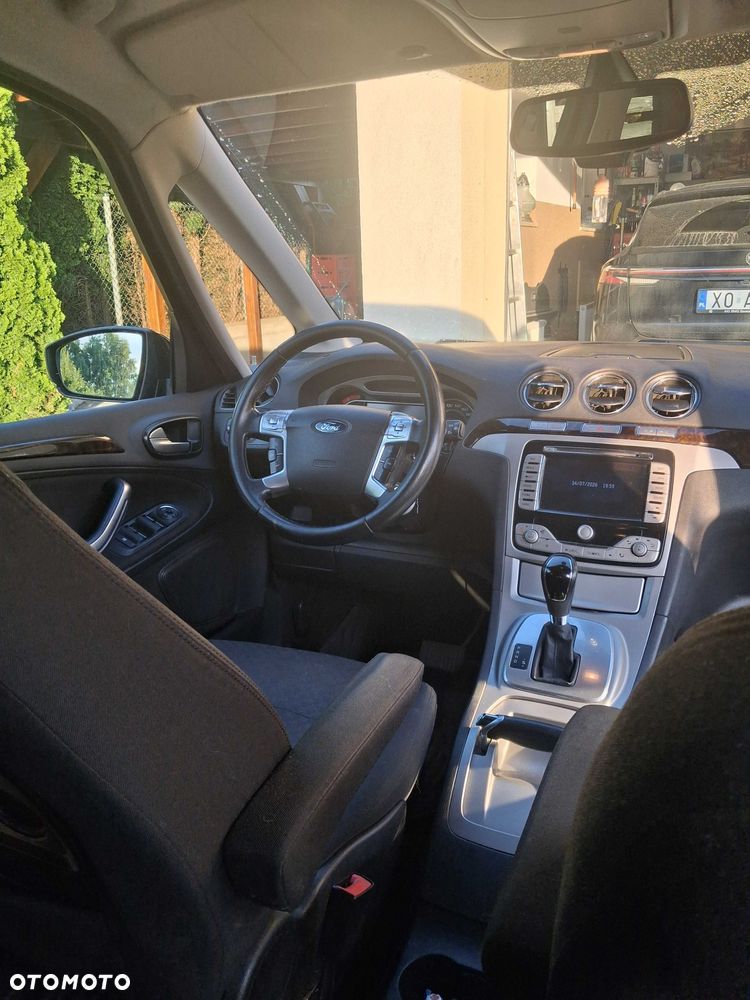 Ford Galaxy - 6