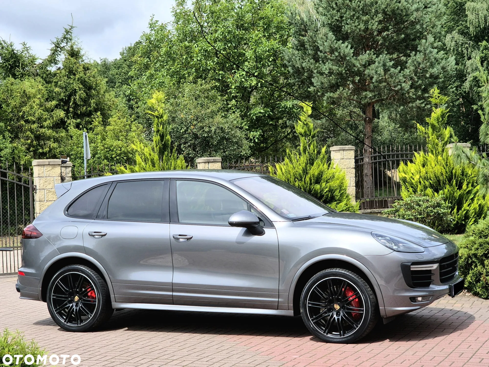 Porsche Cayenne Turbo - 8