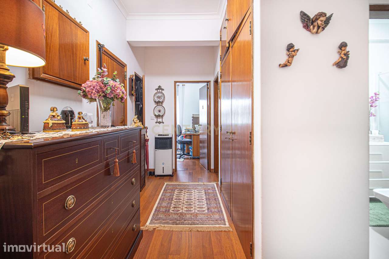 Apartamento T3 em Massamá Remodelado - Grande imagem: 3/27