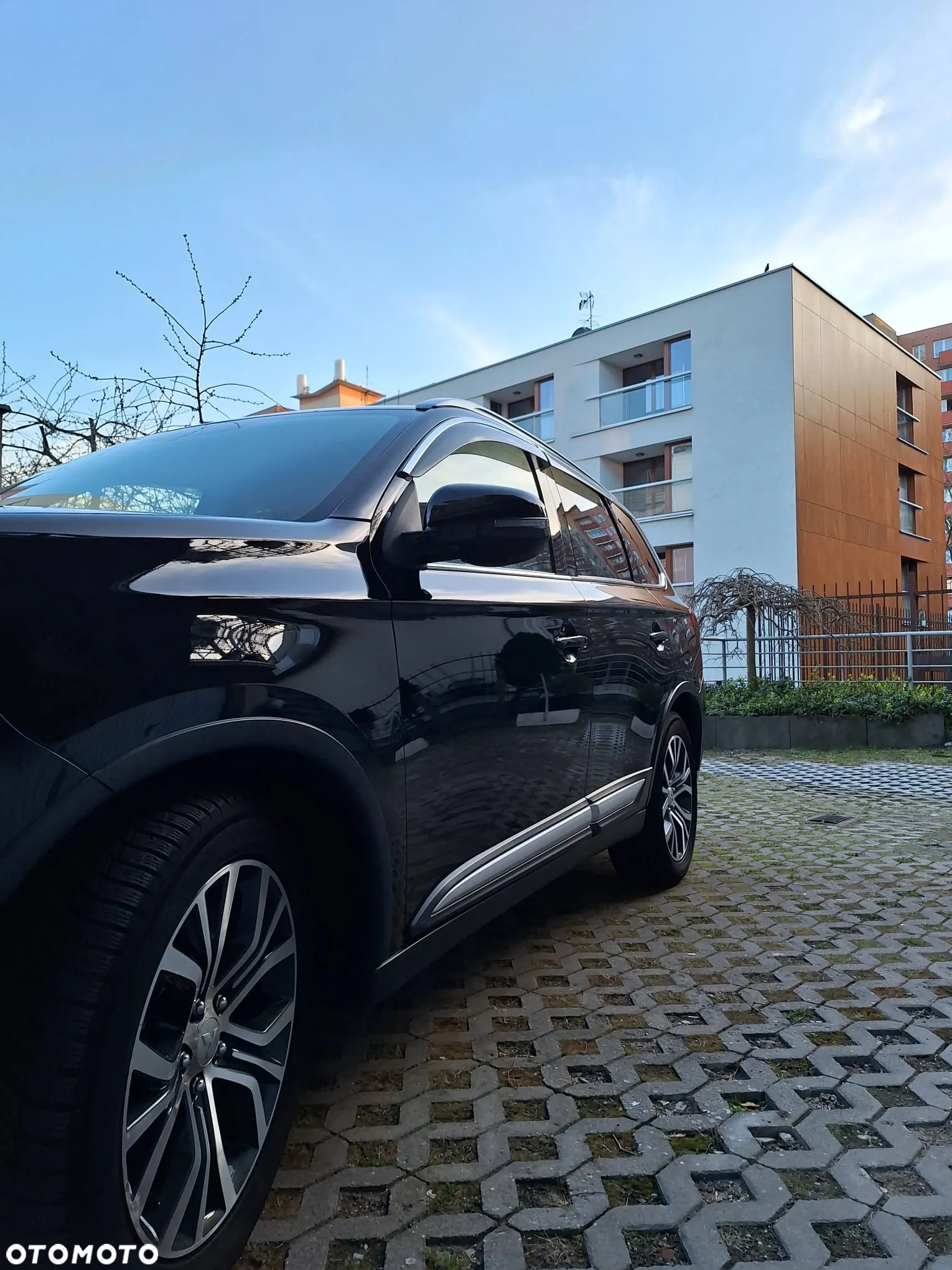 Mitsubishi Outlander 2.0 Intense 4WD CVT - 5