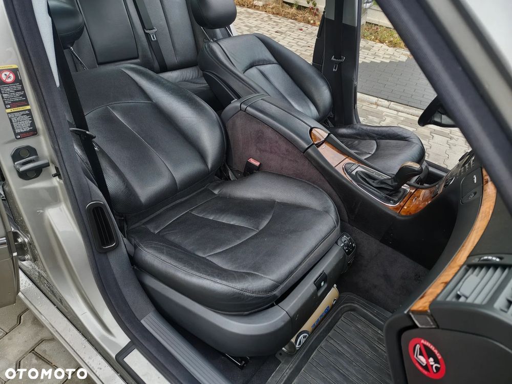 Mercedes-Benz Klasa E 320 CDI T Elegance - 20