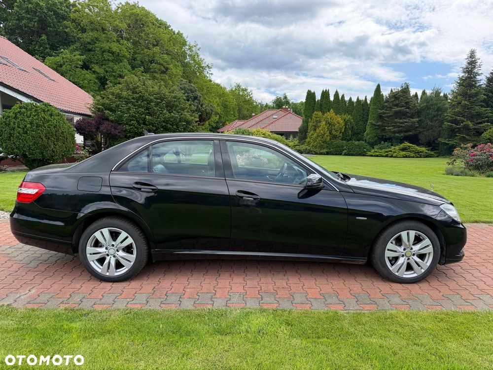 Mercedes-Benz Klasa E 250 CDI 4Matic 7G-TRONIC - 14