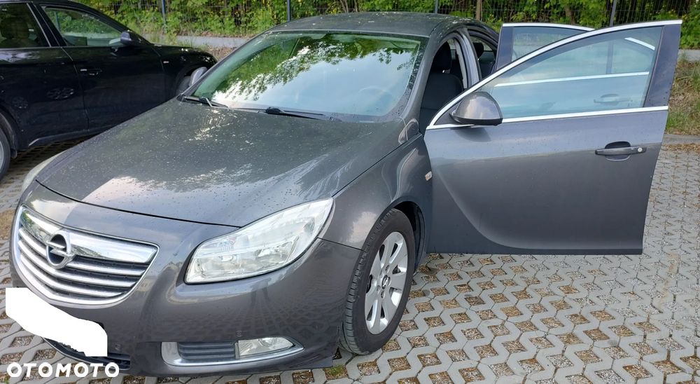 Opel Insignia 1.8 - 4