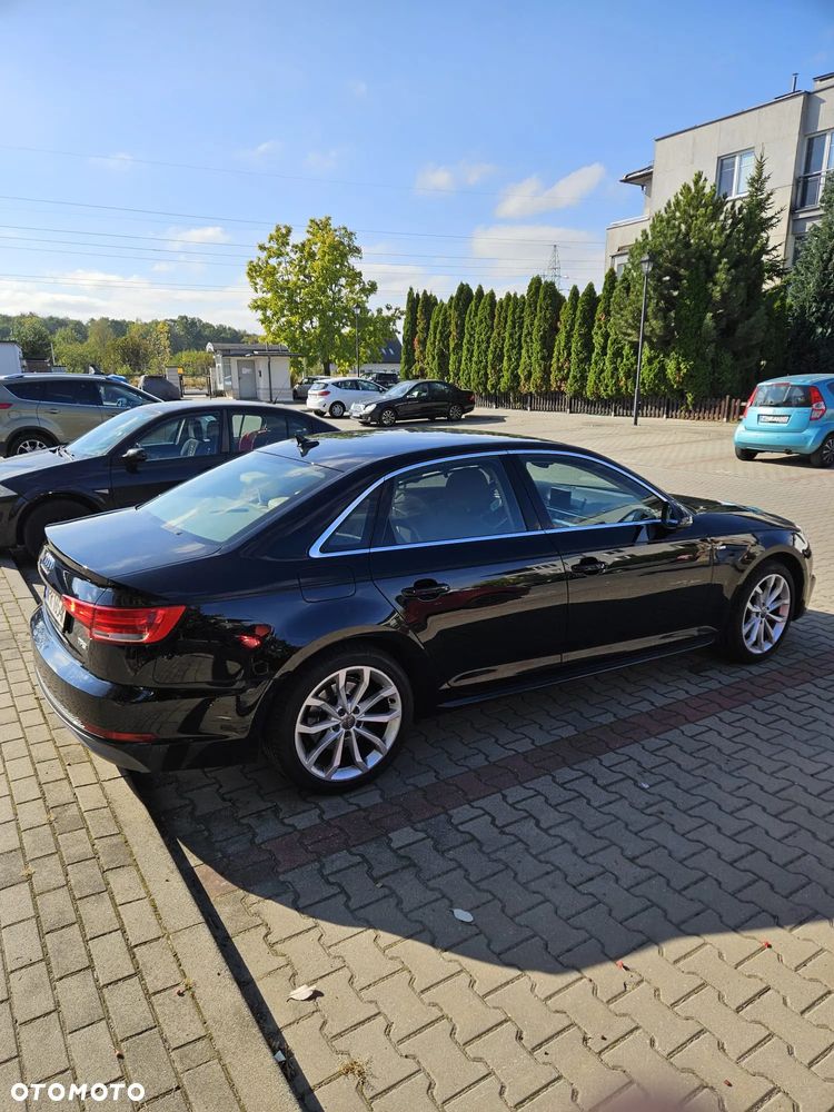 Audi A4 Limousine - 4