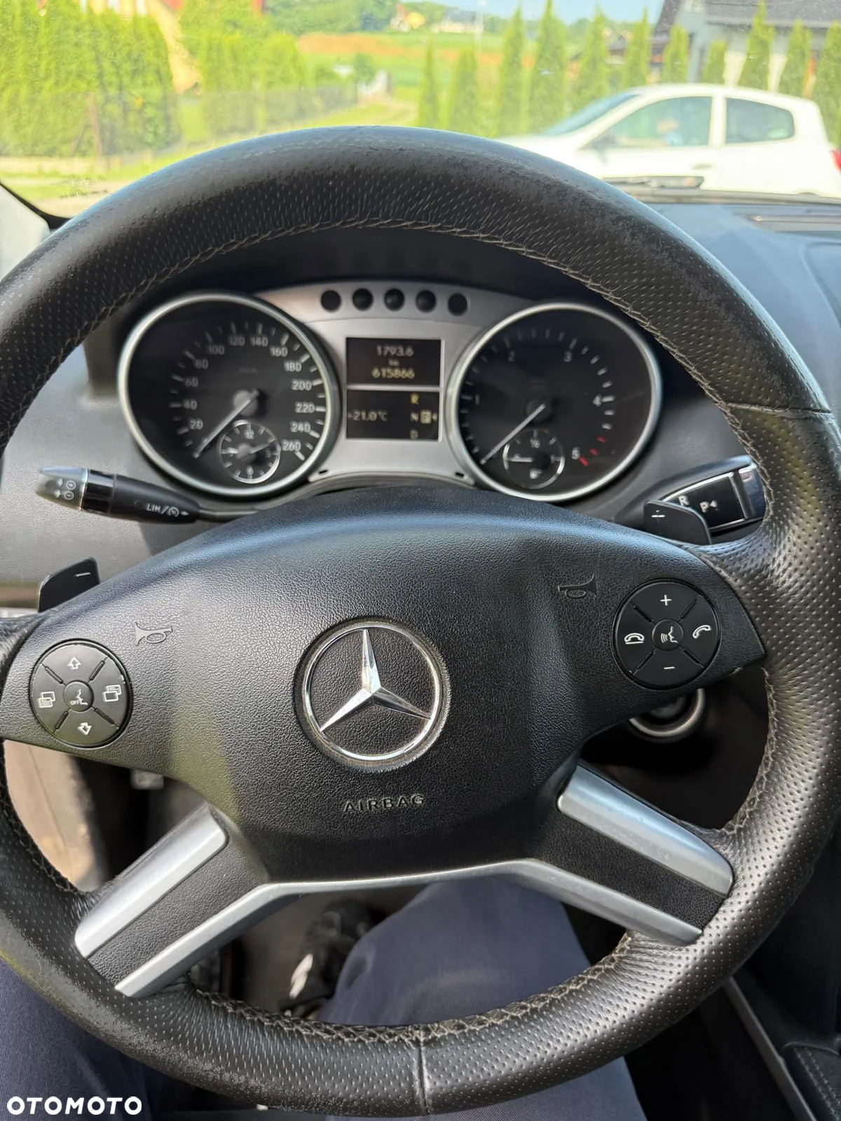 Mercedes-Benz ML 350 CDI 4-Matic - 12