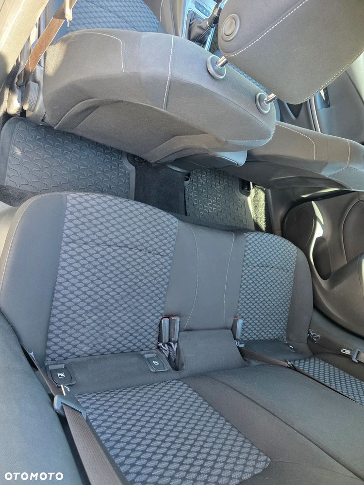 Opel Astra 1.6 CDTI Enjoy - 13