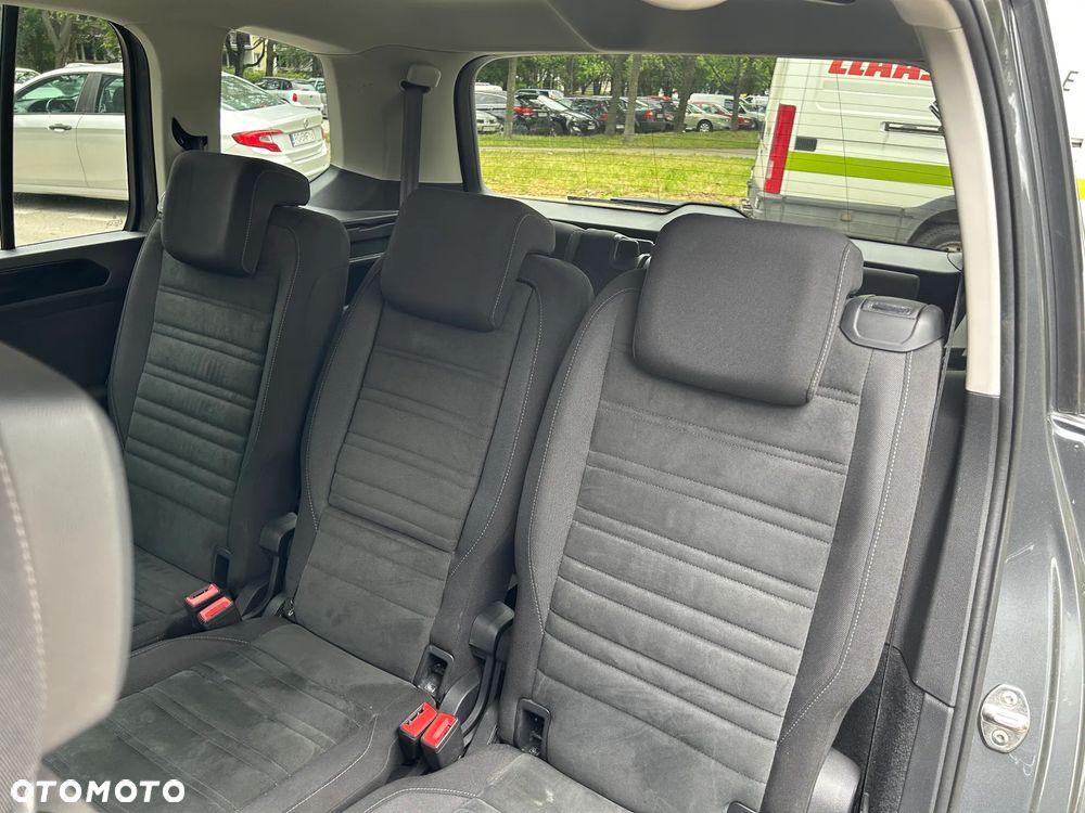 Volkswagen Touran 2.0 TDI BMT Highline DSG - 17