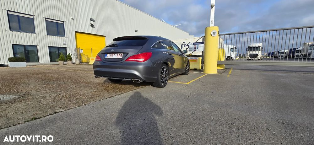 Mercedes-Benz CLA Shooting Brake 200 d Urban - 12