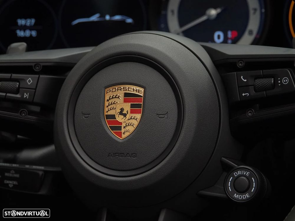 Porsche 911 (992) Carrera PDK - 24