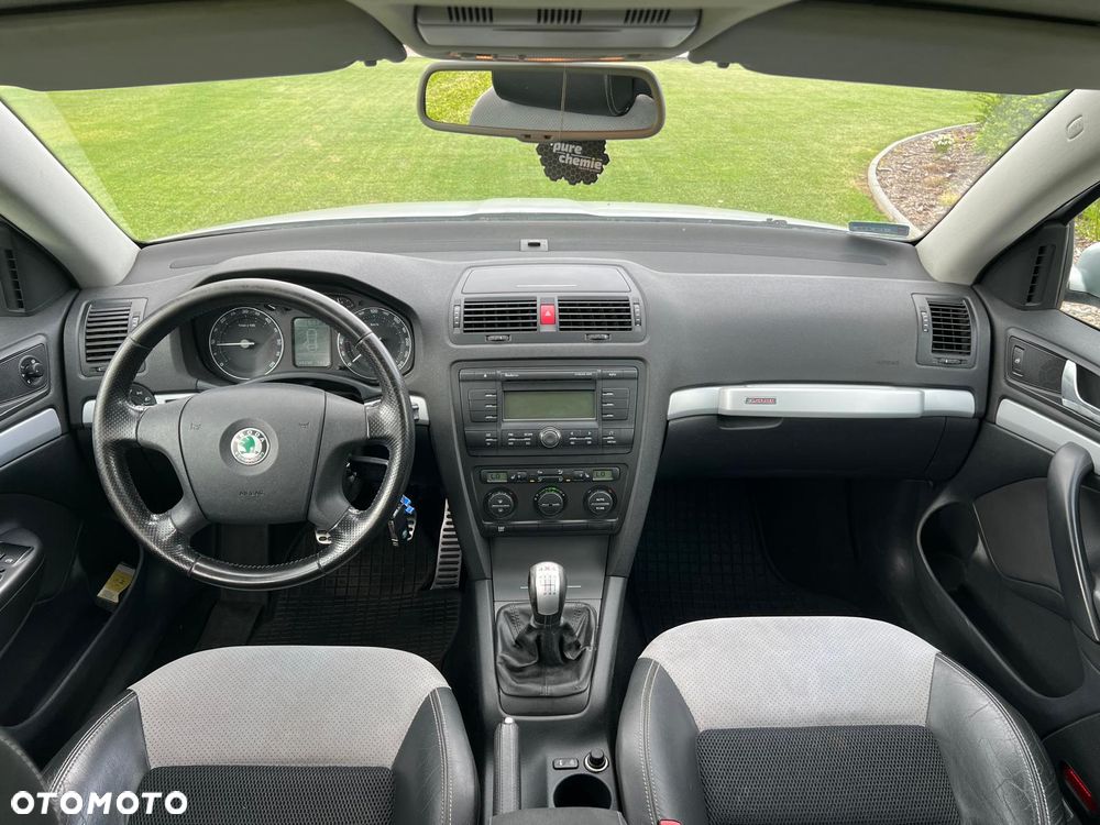 Skoda Octavia 2.0 TDI DPF Scout 4x4 - 25