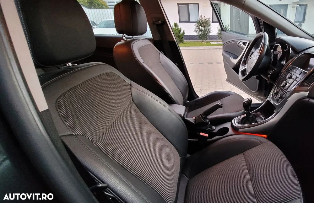 Opel Astra 1.4 Turbo ECOTEC Cosmo - 15