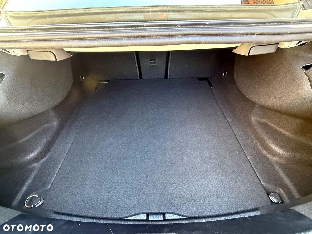 Mercedes-Benz CLA - 14