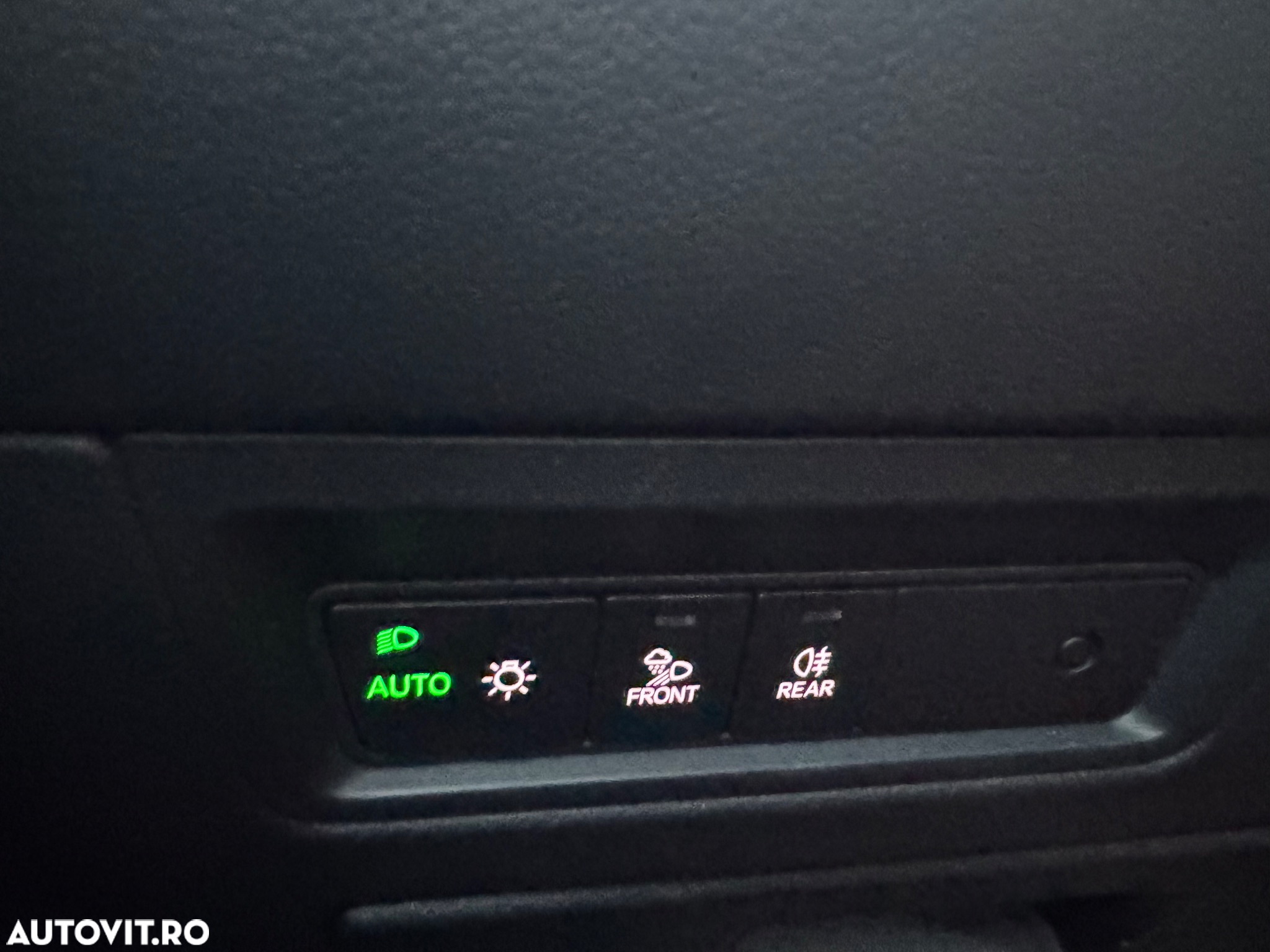 Volkswagen Touareg V6 TDI Style - 21