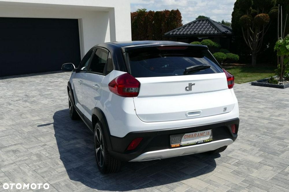 Volkswagen T-Roc - 13