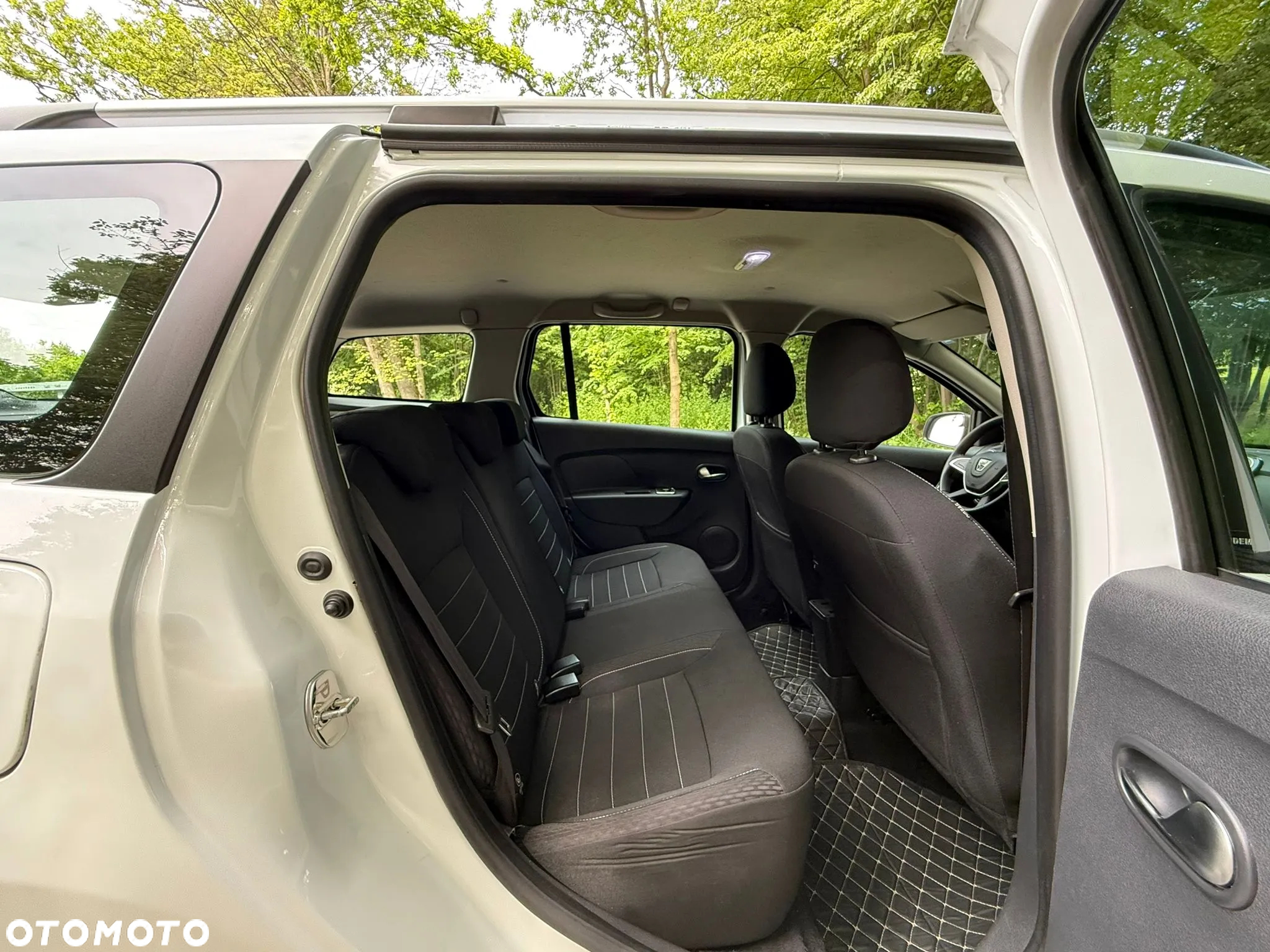 Dacia Logan MCV 1.0 TCe Laureate S&S - 32