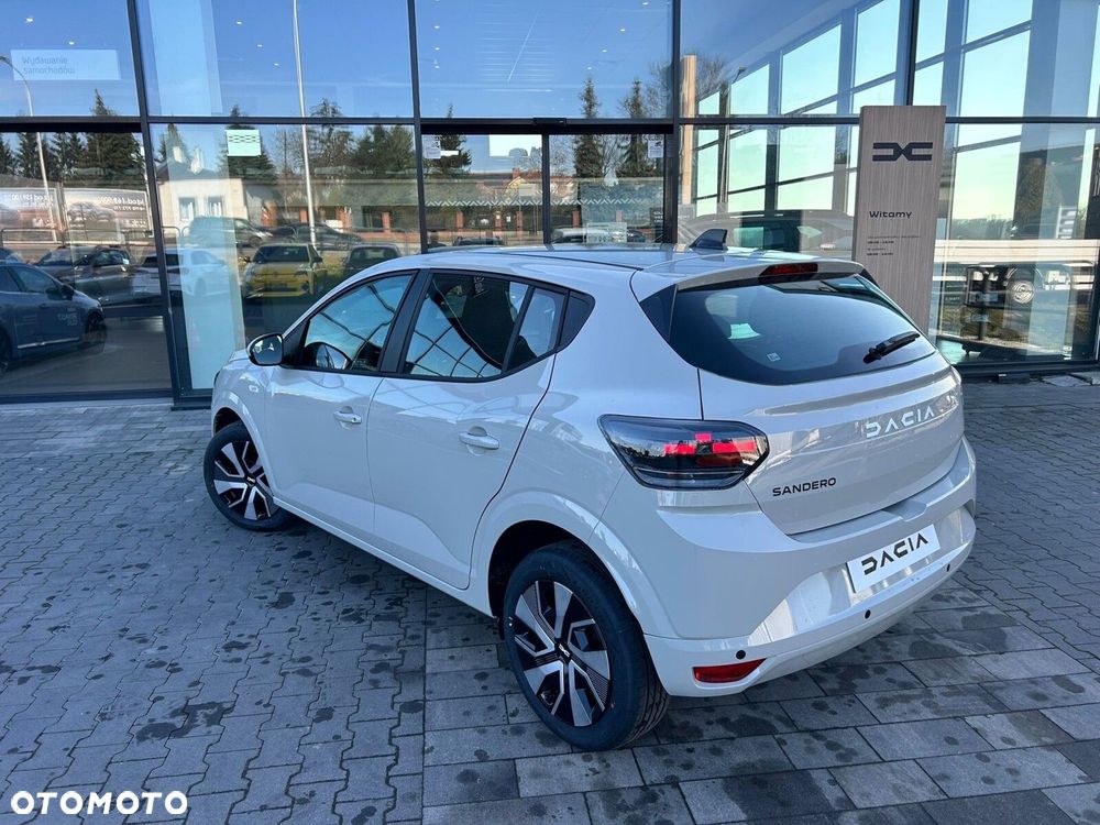 Dacia Sandero - 5