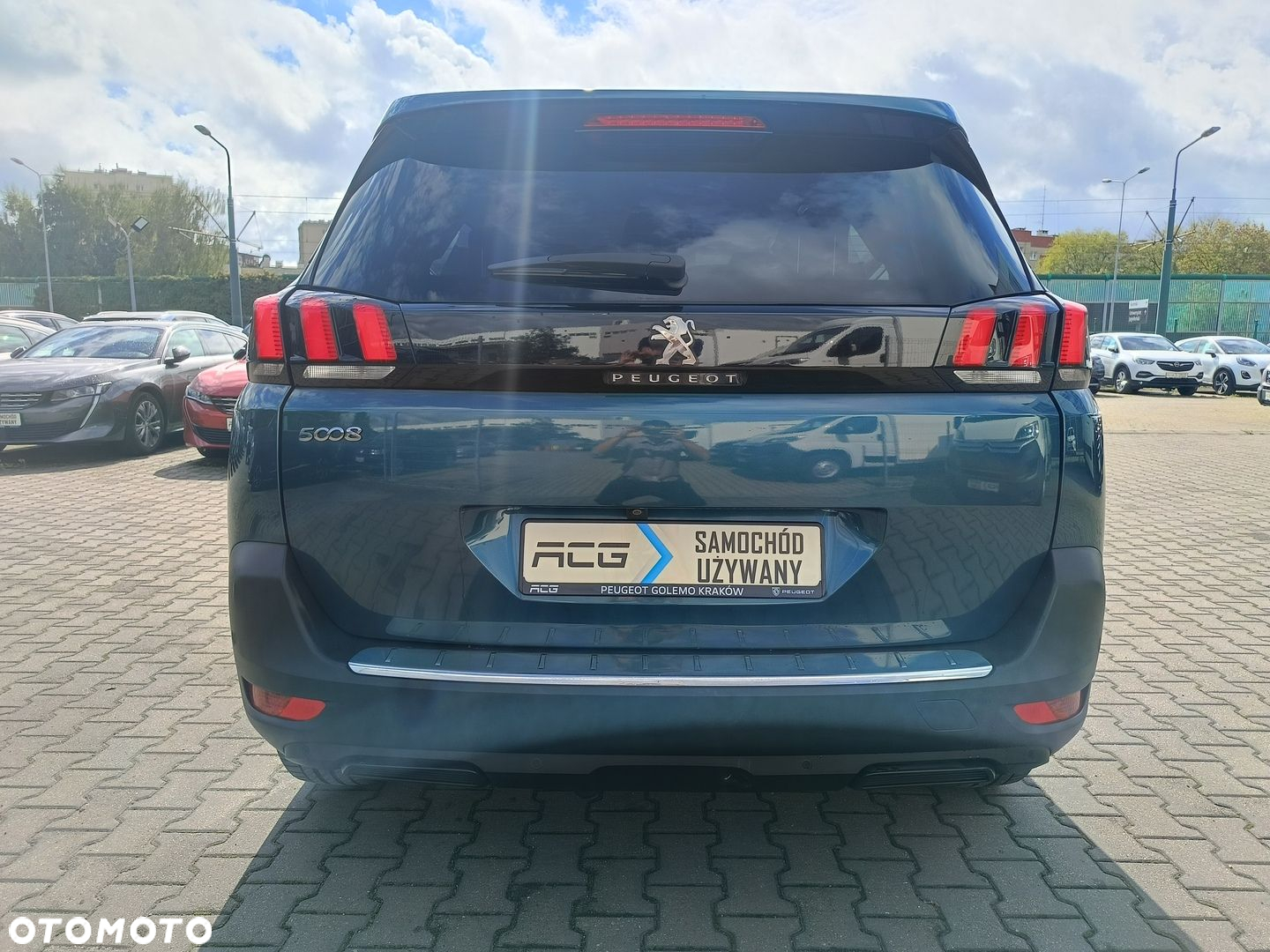 Peugeot 5008 1.5 BlueHDI Allure S&S EAT8 - 3