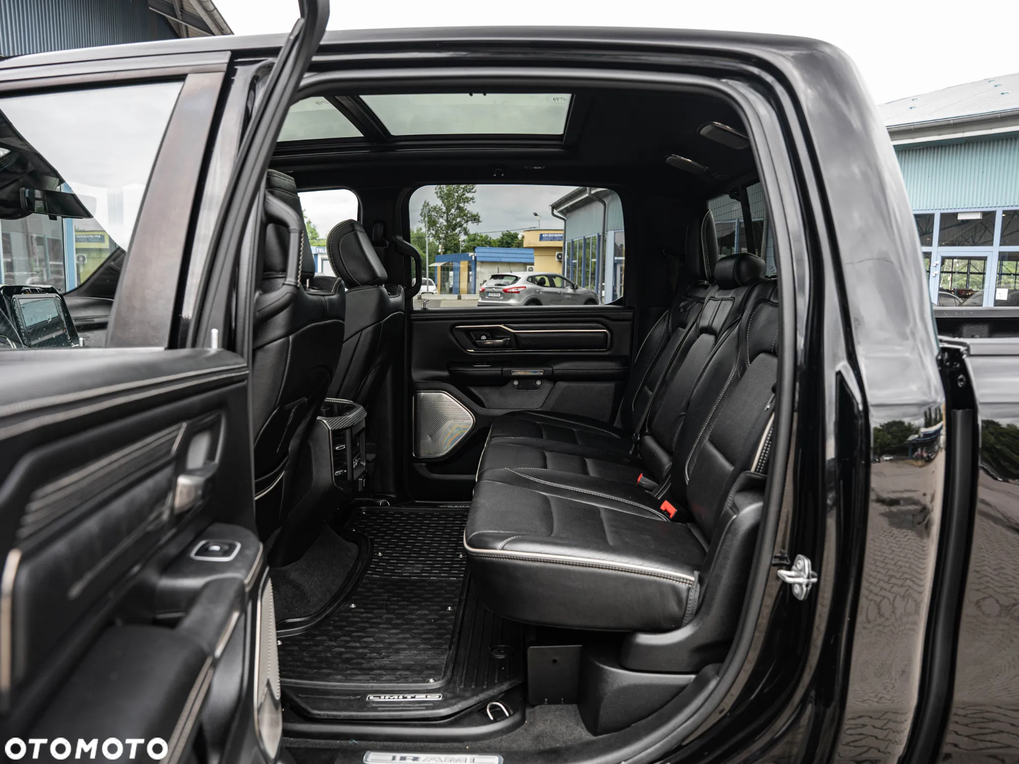 RAM 1500 Crew Cab Limited - 21