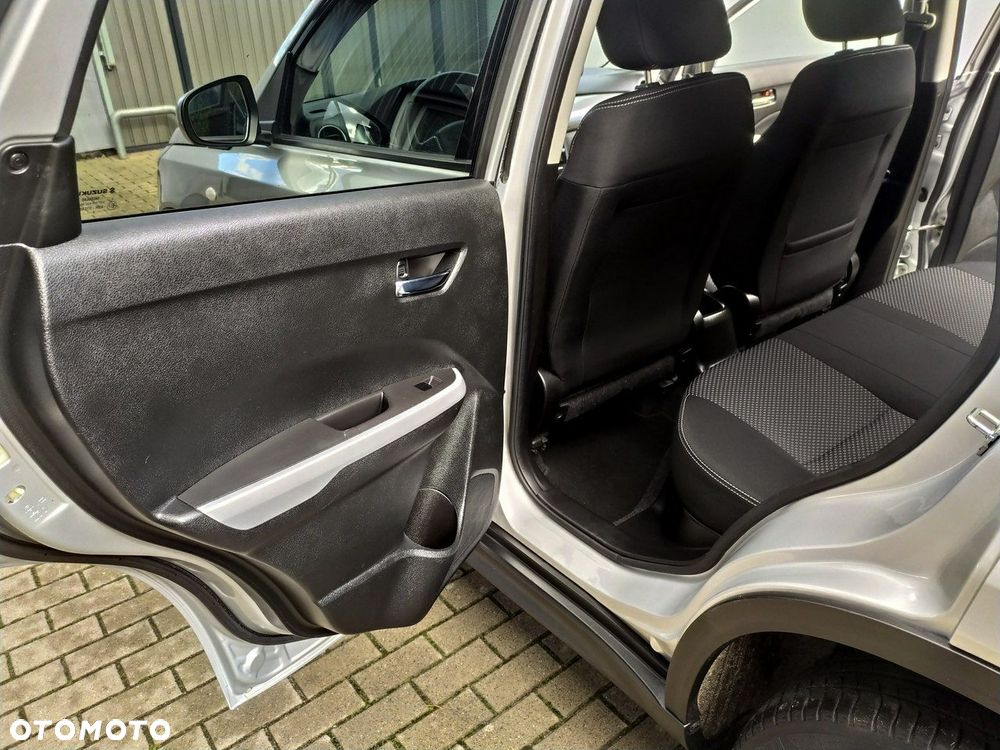 Suzuki Vitara 1.6 DDiS (4x4) Allgrip Comfort - 23