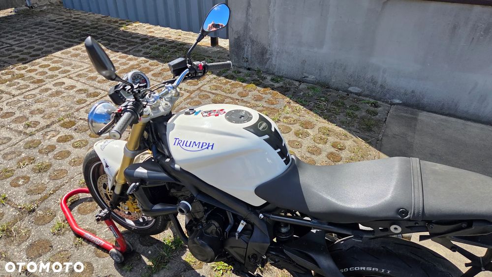 Triumph Street Triple - 2