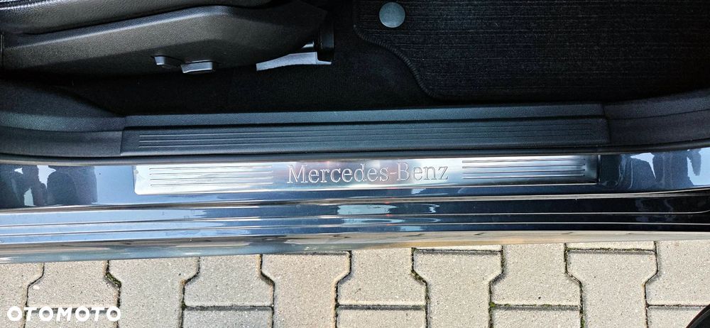 Mercedes-Benz Klasa E 200 CDI 7G-TRONIC - 39