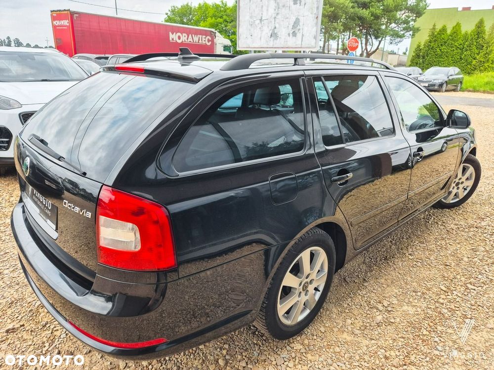 Skoda Octavia 2.0 TDI RS DSG - 4