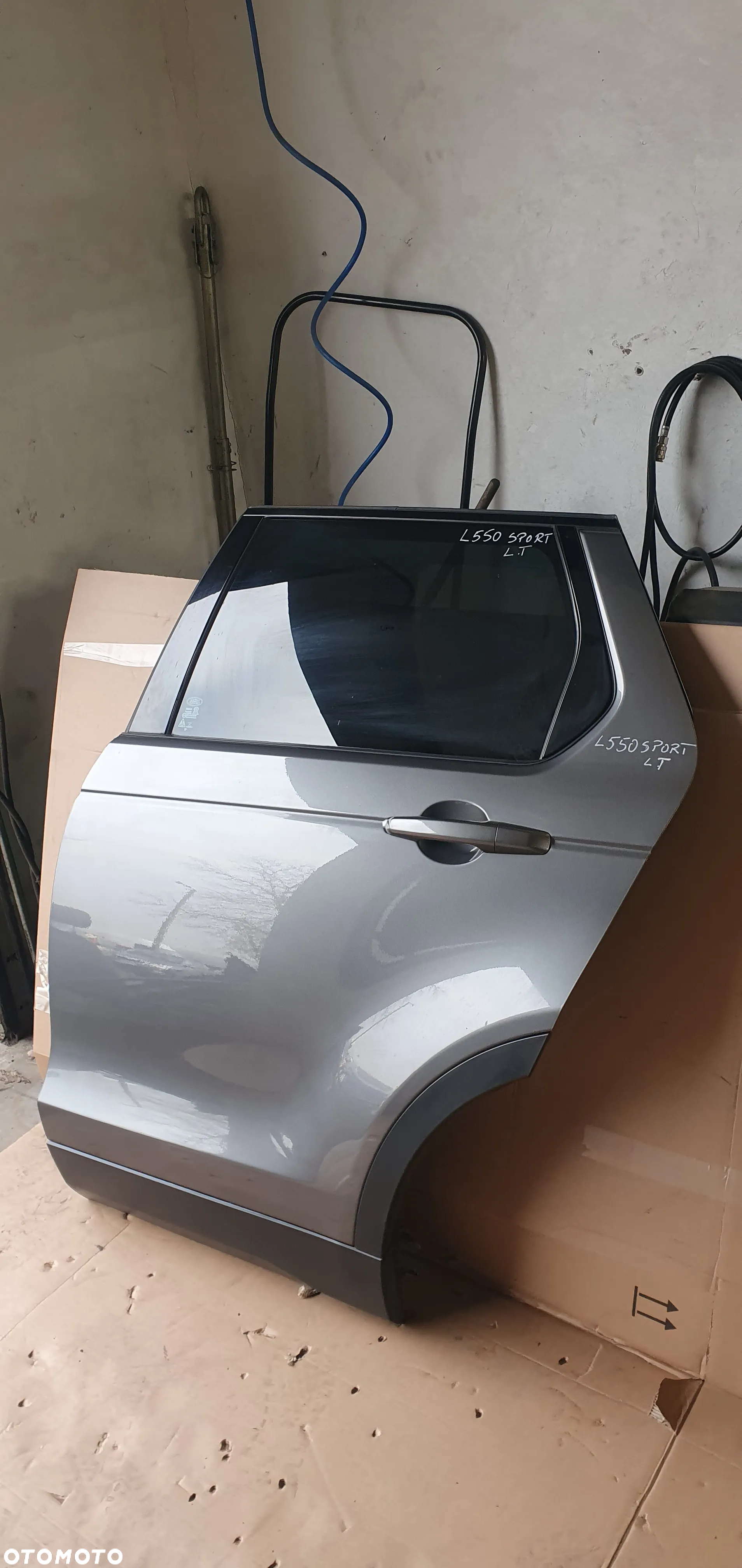 Drzwi lewy tył tylne lewe Land Rover Discovery Sport L550 873 Corris Grey - 2