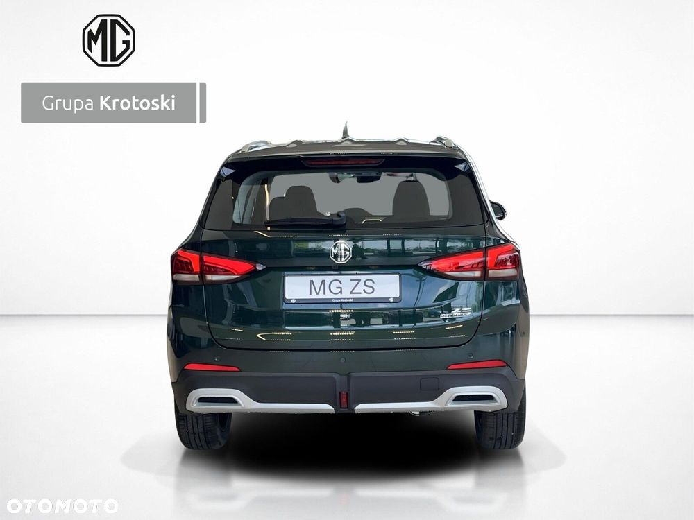 MG ZS Hybrid+ - 4