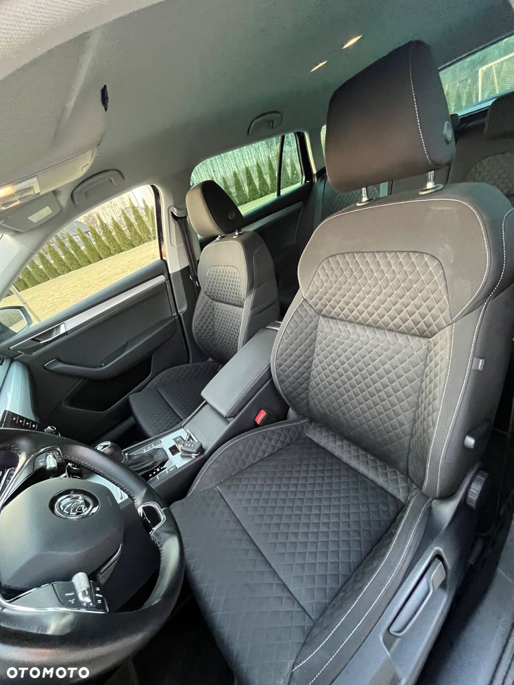 Skoda Superb 2.0 TDI Ambition DSG7 - 12