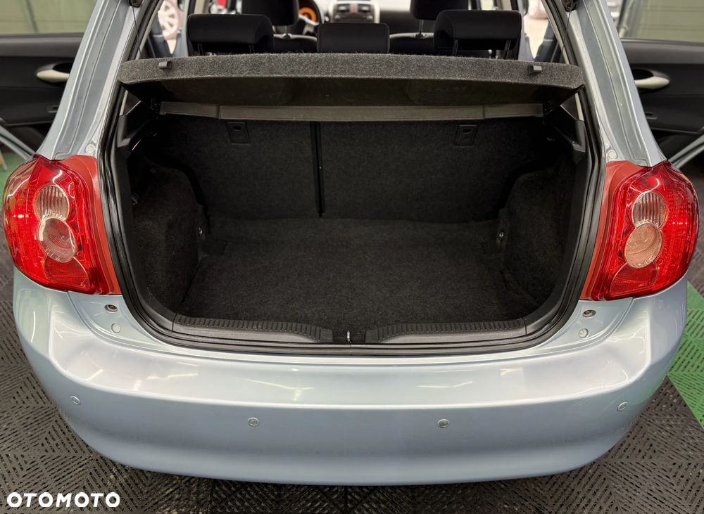 Toyota Auris 1.6 VVT-i Executive - 30