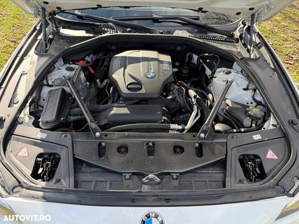 BMW Seria 5 520d Aut. Luxury Line - 19