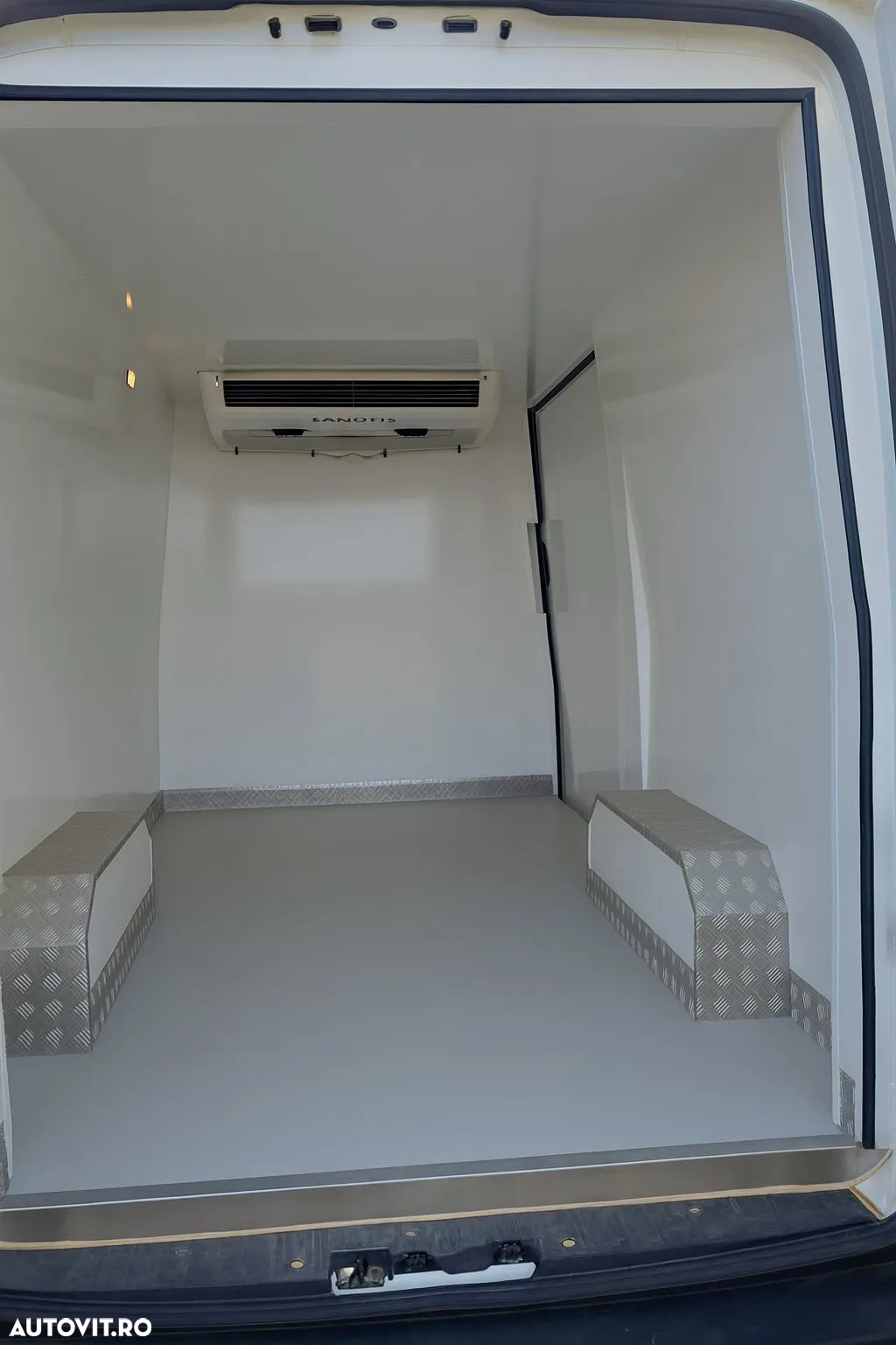 Volkswagen CRAFTER - 3