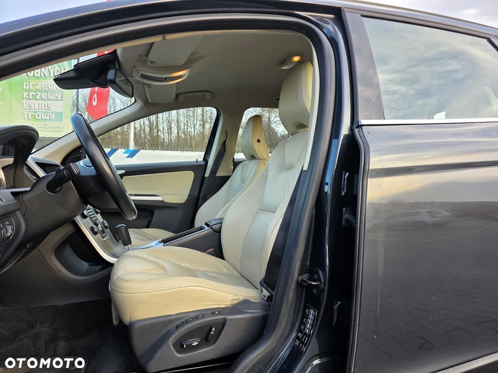 Volvo XC 60 T5 Powershift RDesign - 8