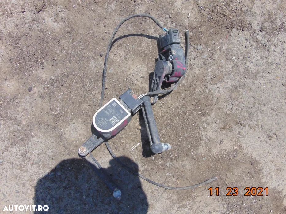 Senzor nivel xenon BMW f10 F11 f06 f07 cantar faruri xenon dezmembrez - 1