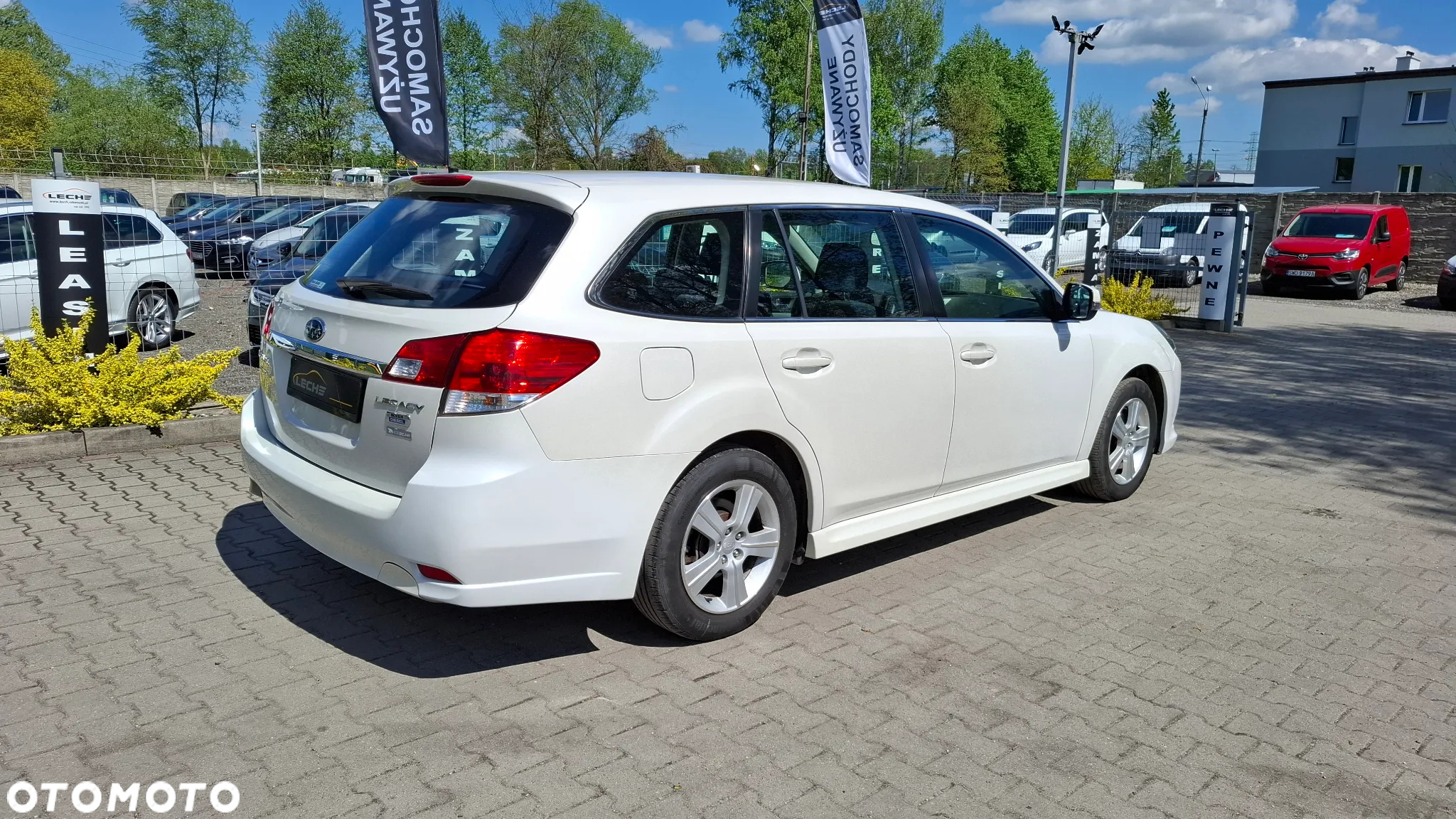Subaru Legacy - 31