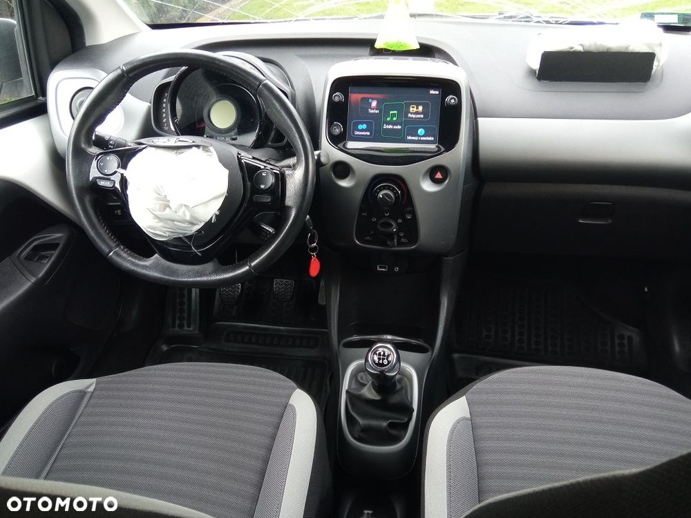 Toyota Aygo x-style - 18