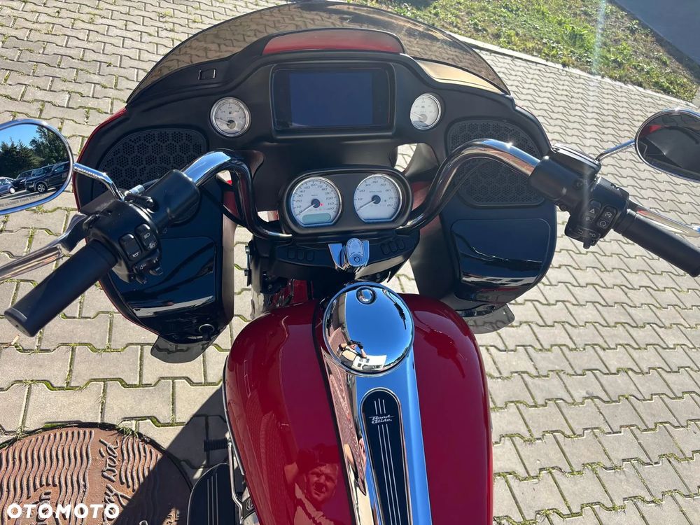 Harley-Davidson Touring Road Glide - 8