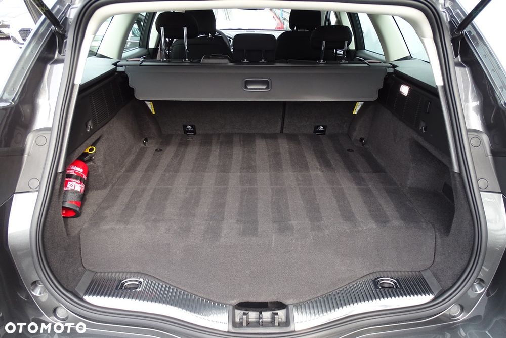 Ford Mondeo - 16