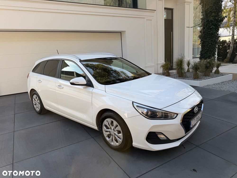 Hyundai i30 1.6 D Classic +