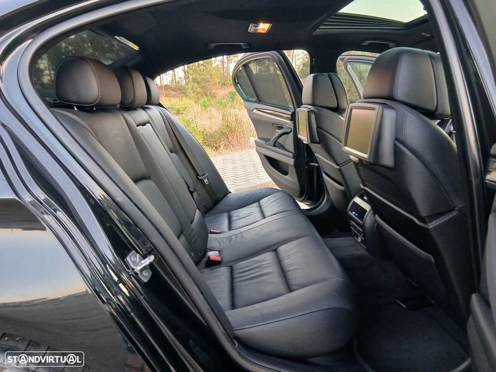 BMW 530 d Auto - 9