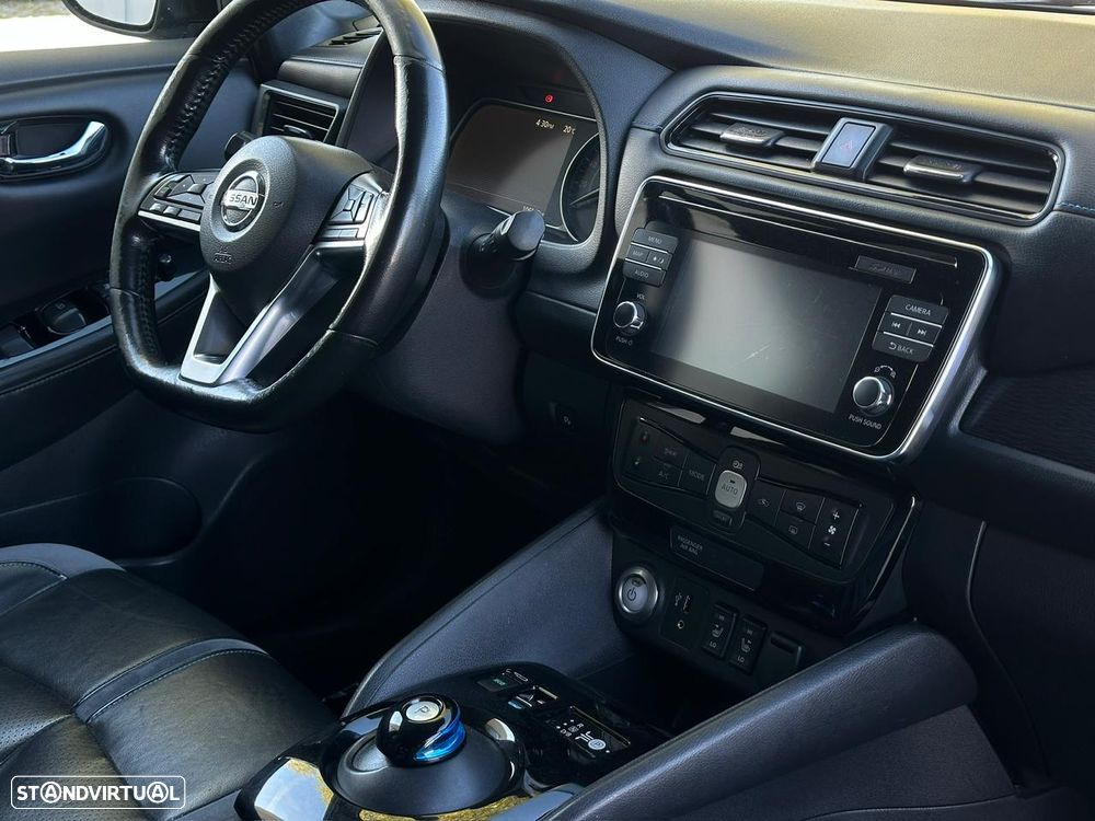 Nissan Leaf 40 kWh 2.ZERO Edition - 29