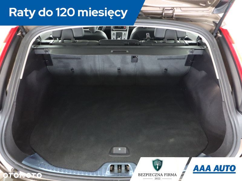 Volvo V60 Cross Country - 16