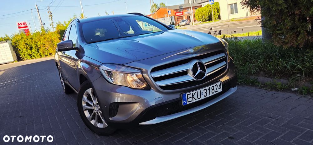 Mercedes-Benz GLA - 21