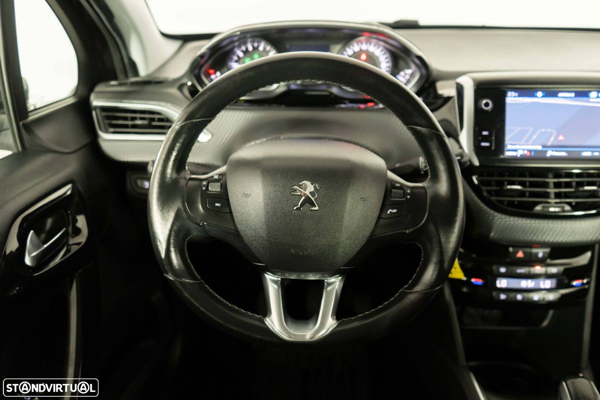 Peugeot 208 1.2 PureTech Active - 17