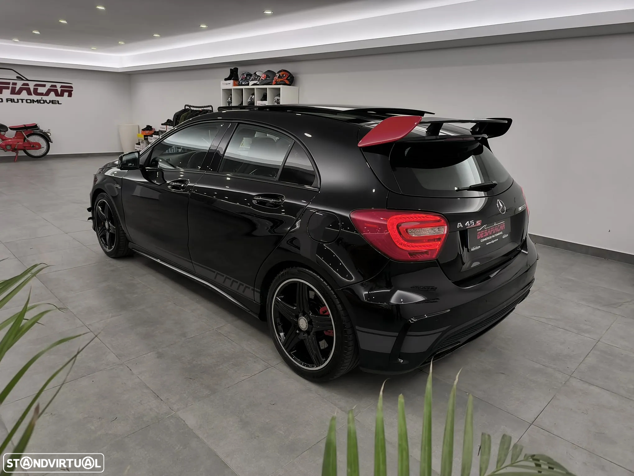 Mercedes-Benz A 45 AMG 4Matic Speedshift 7G-DCT - 6