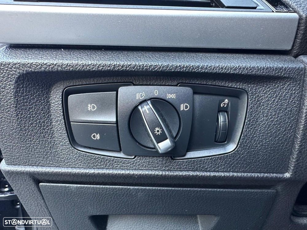 BMW 116 d EDynamics Line Sport - 25