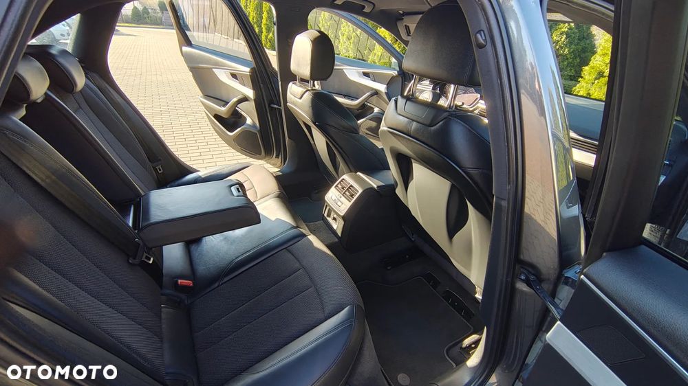 Audi A4 Limousine 2.0 TDI S tronic - 19