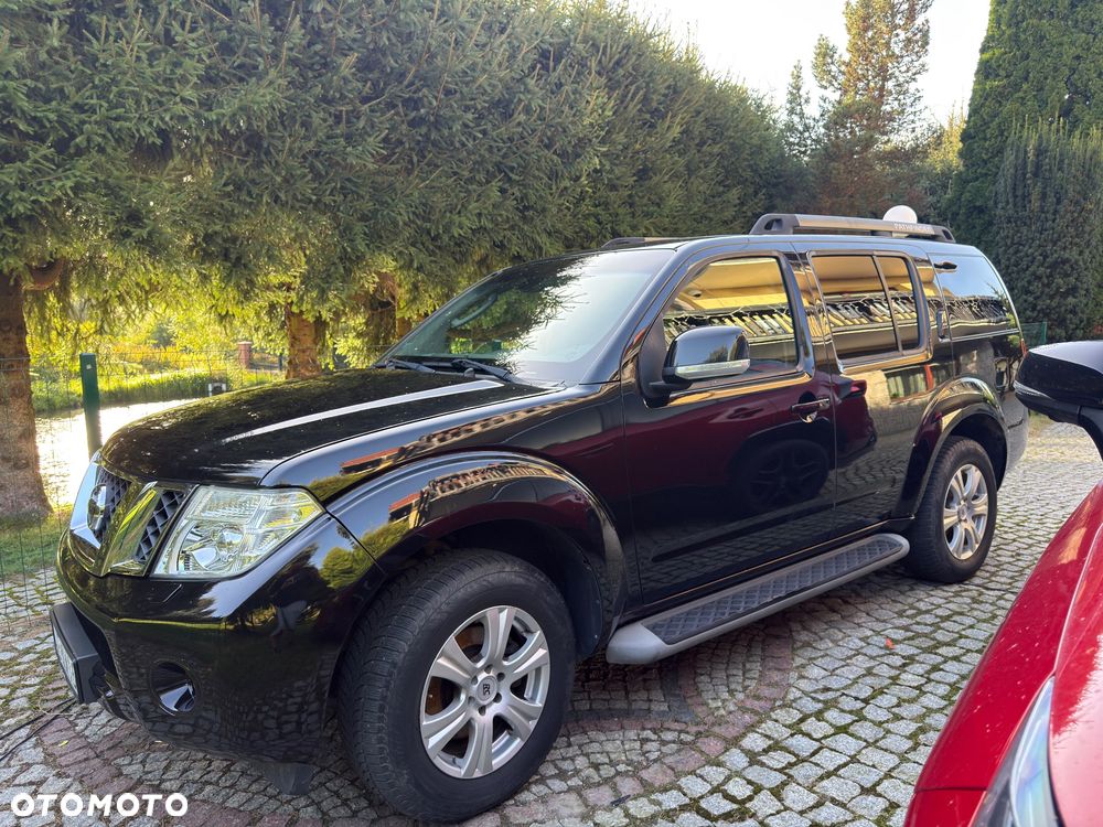 Nissan Pathfinder 2.5 D LE EU5 - 3